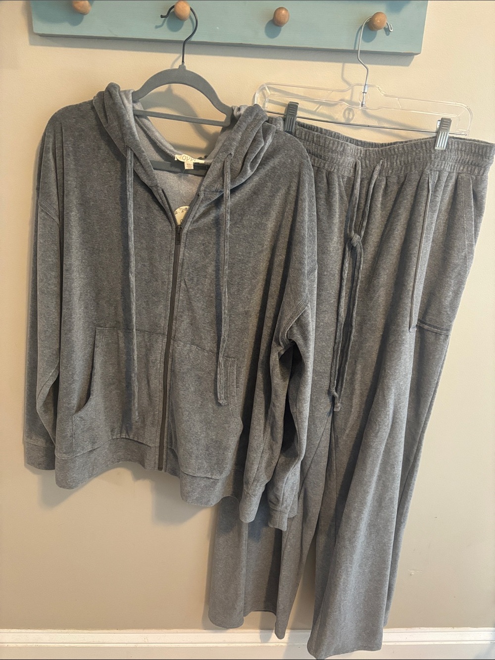 NEW ODDI Velour Lounge Set 2XL Gray 2 Piece Tracksuit Wide Leg Zip Up Hoodie